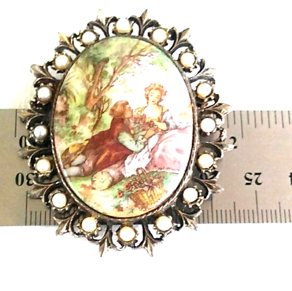 VINTAGE Romantic Porcelain Portrait +Pearl Brooch - Picture 5 of 8